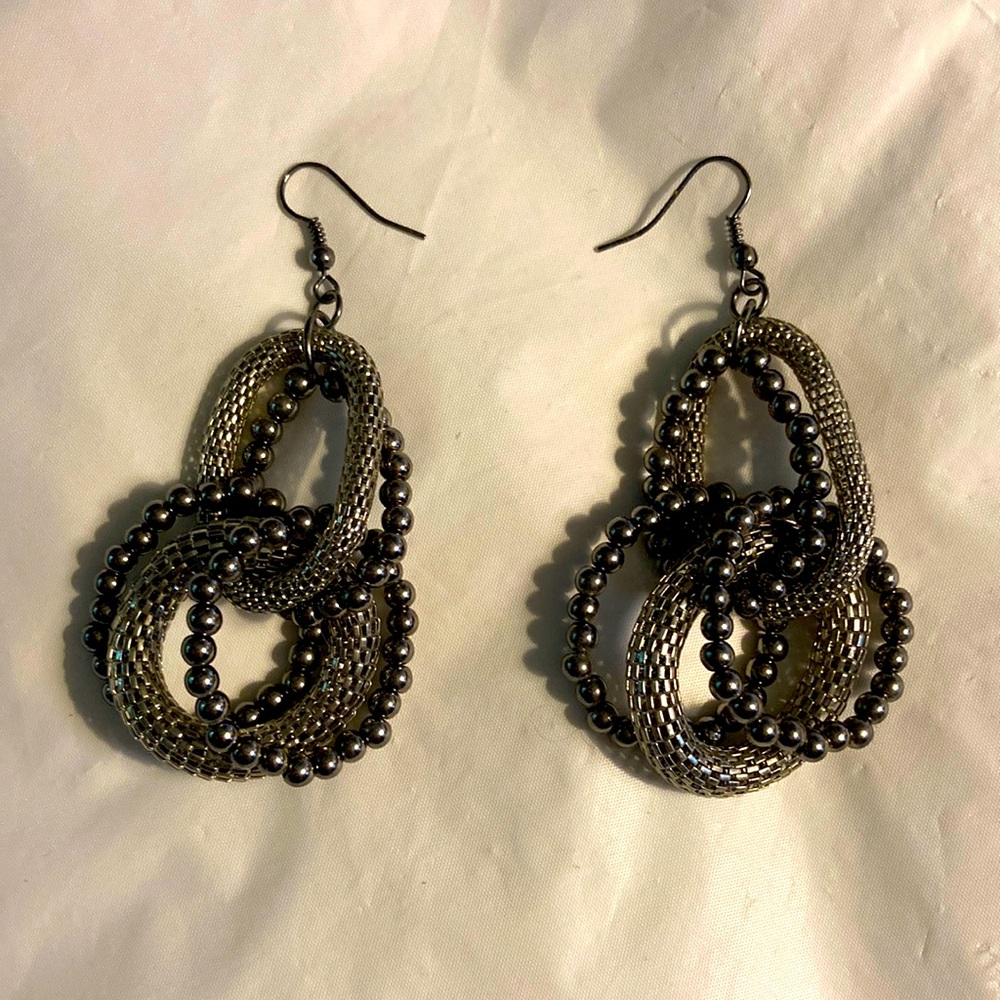 silvery loopy earrings